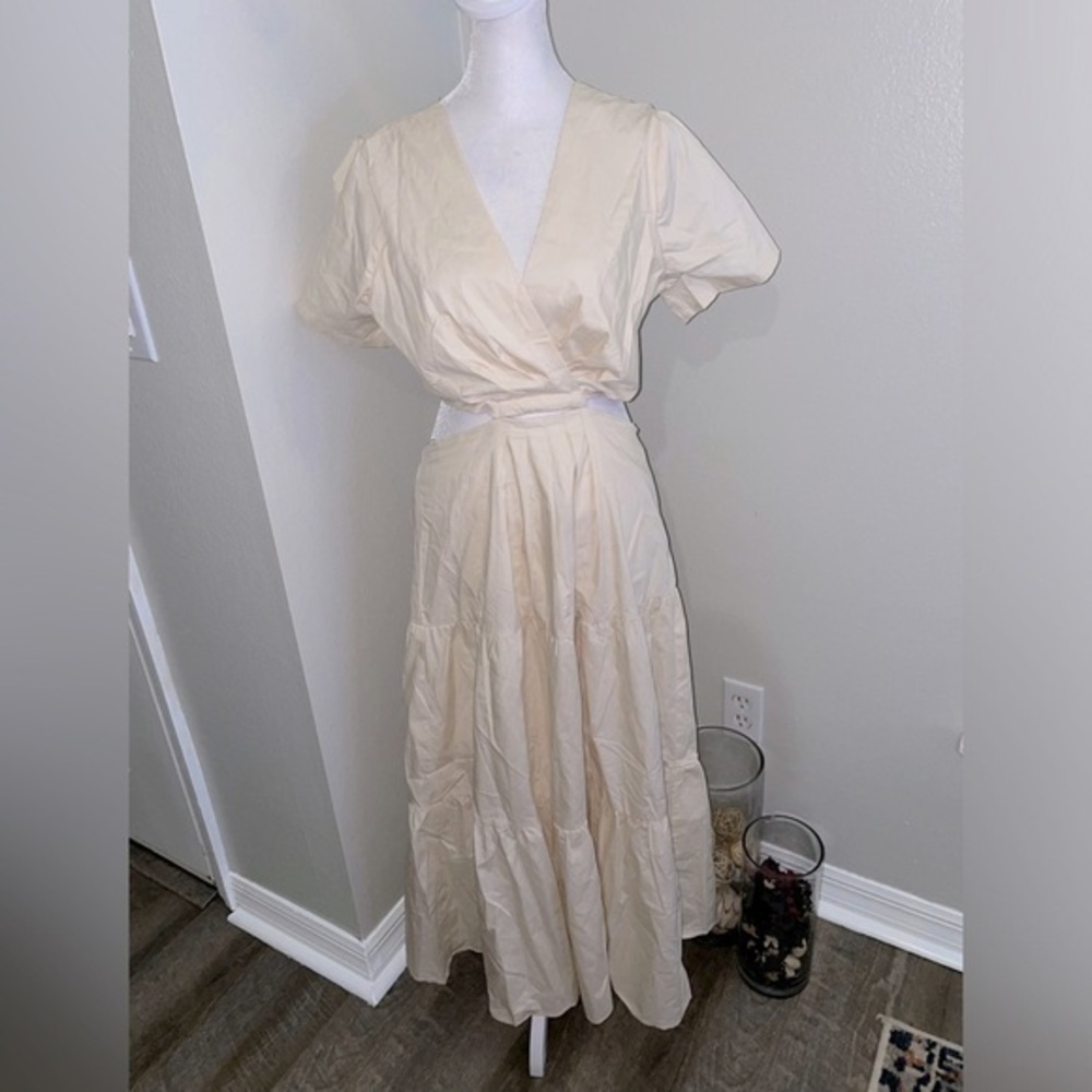 Moon River Women's Anida Dress in Tan Midi Length sz M NWT